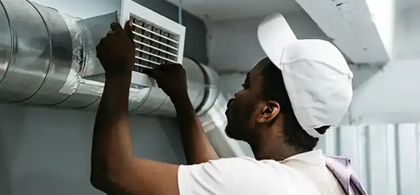 Our Licensed And Insured Cleaners in Naples, FL